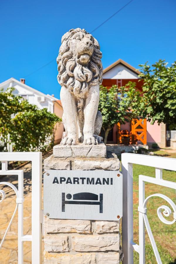 Apartment Ruza Sukošan Kültér fotó