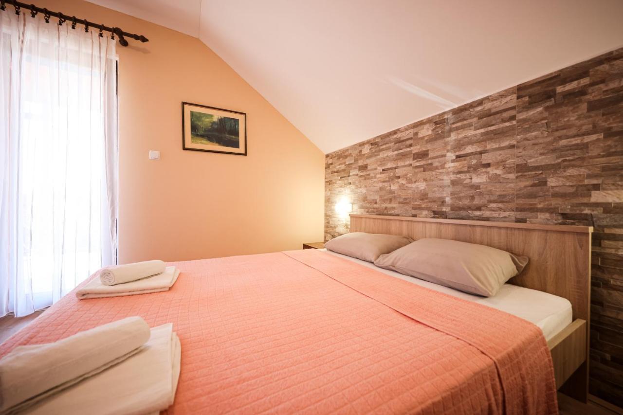 Apartment Ruza Sukošan Kültér fotó